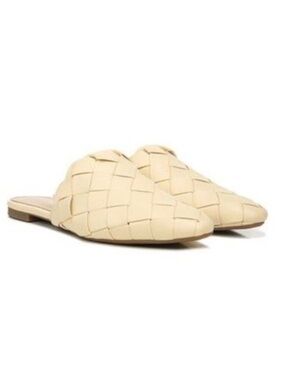 CIRCUS NY Womens Beige Cream Woven Olena Almond Toe Flat Slip On Mules Size 8